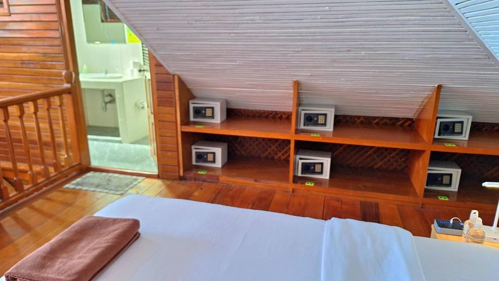 Alpha Gay Resort & Spa - Men Only (Adults Only) Chaweng  Esterno foto